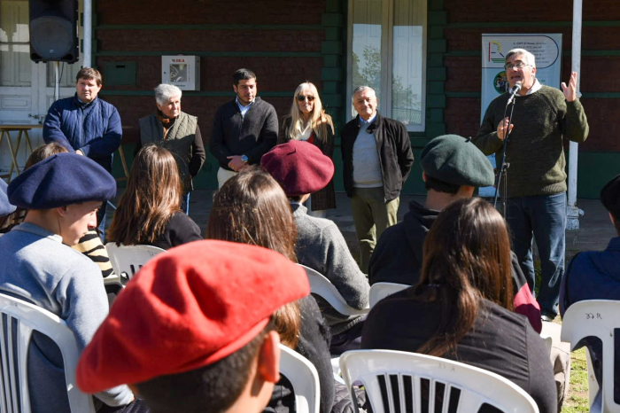 MOVILIDAD, INFRAESTRUCTURA, EDUCACIÓN Y ARBOLADO: RECORRIDA DE JAVIER RODRÍGUEZ MOVILIDAD, INFRAESTRUCTURA, EDUCACIÓN Y ARBOLADO: RECORRIDA DE JAVIER RODRÍGUEZ